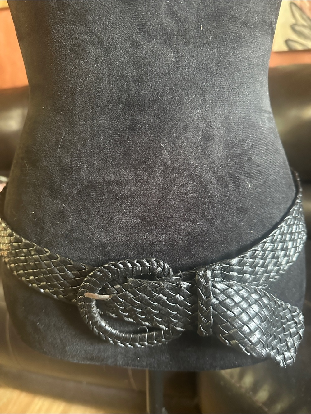 Woven Black Braided Women’s Belt with Round Buckle